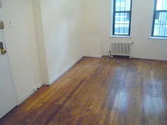 Rented by Picture Realty Inc.