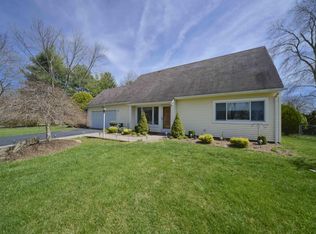 6 Summit Ave, Manalapan, NJ 07726
