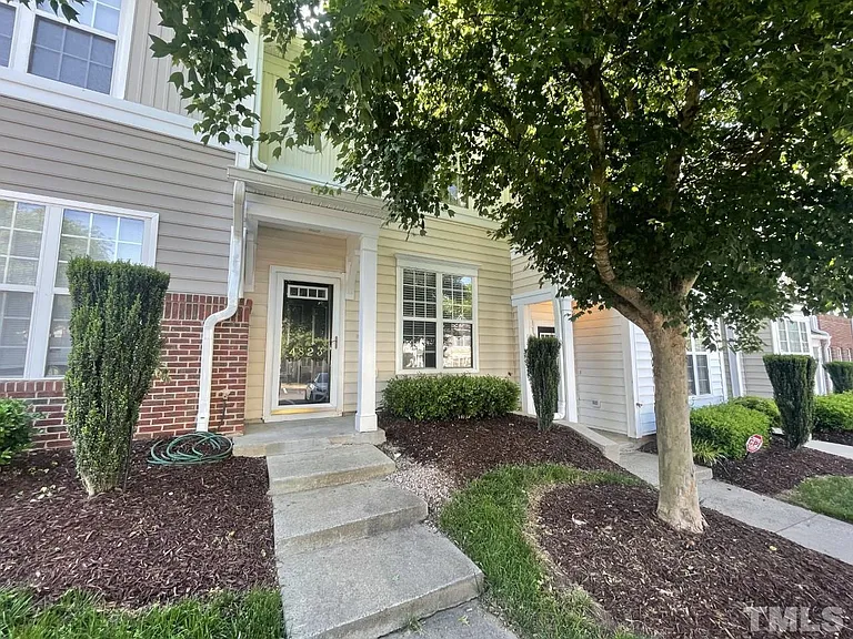4823 Black Mountain Path — Photo 1
