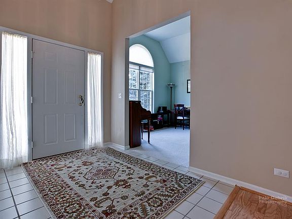2nd image of 510 Capital Ln