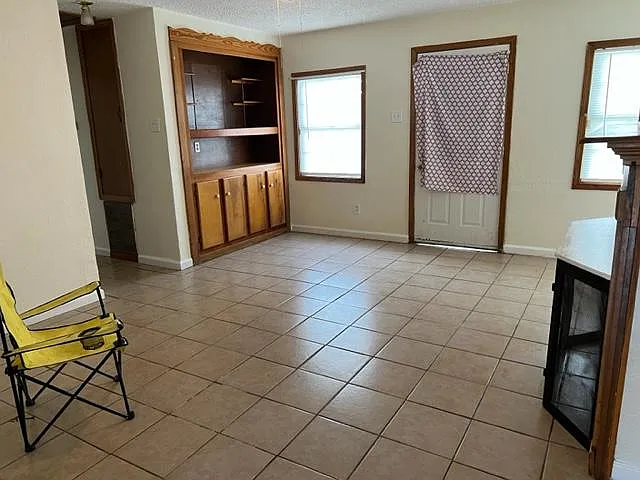 716 N Pierce Ave — Photo 6