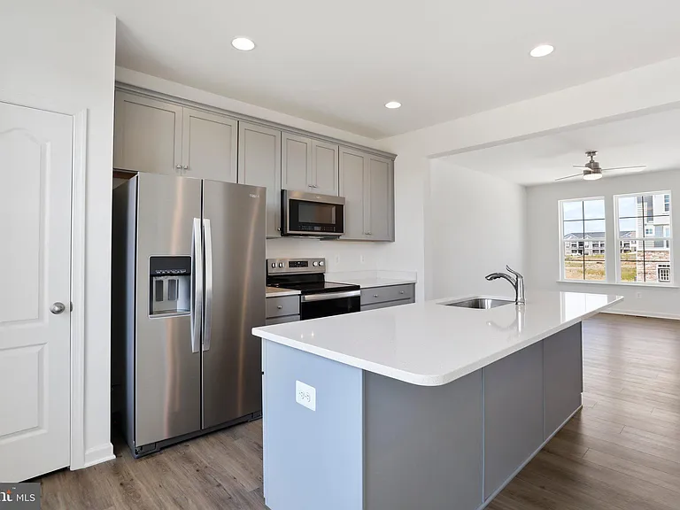 18 Clifton Mnr — Photo 6