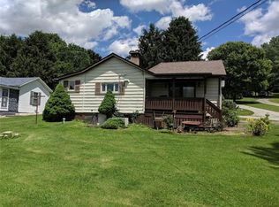 513 Pine St, Mount Pleasant, PA 15666