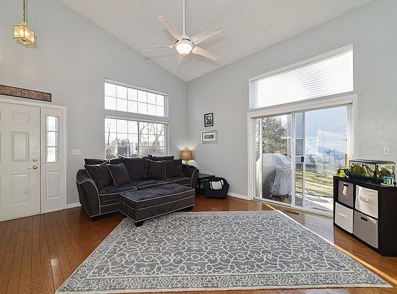 2nd image of 257 Nicole Dr Unit A