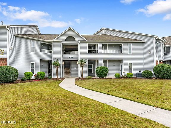 3rd image of 4144 Breezewood Drive Apt 204