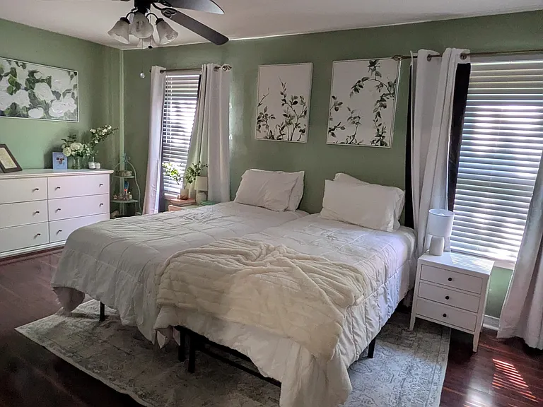 212 East Ct — Photo 11