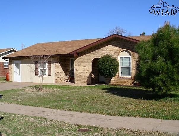 1st image of 2208 Selma Dr