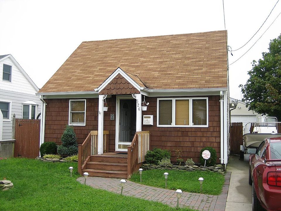 526 Fire Island Ave, Babylon, NY 11702 Zillow