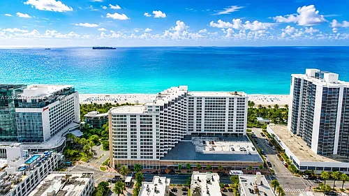 2899 Collins Ave Photo 1