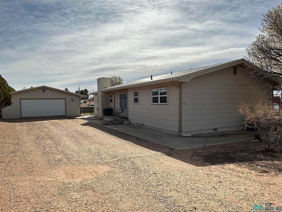 1st image of 102 Hopi St