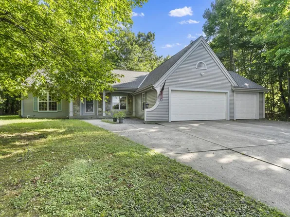 9883 South 35th STREET, Franklin, WI 53132