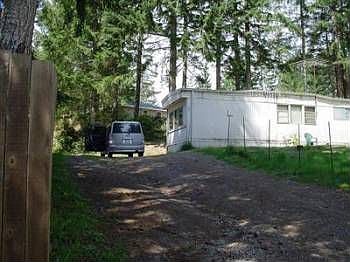 2nd image of 881 NE Larson Lake Rd