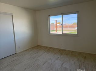 15225 Ramona Rd #15225, Apple Valley, CA 92307