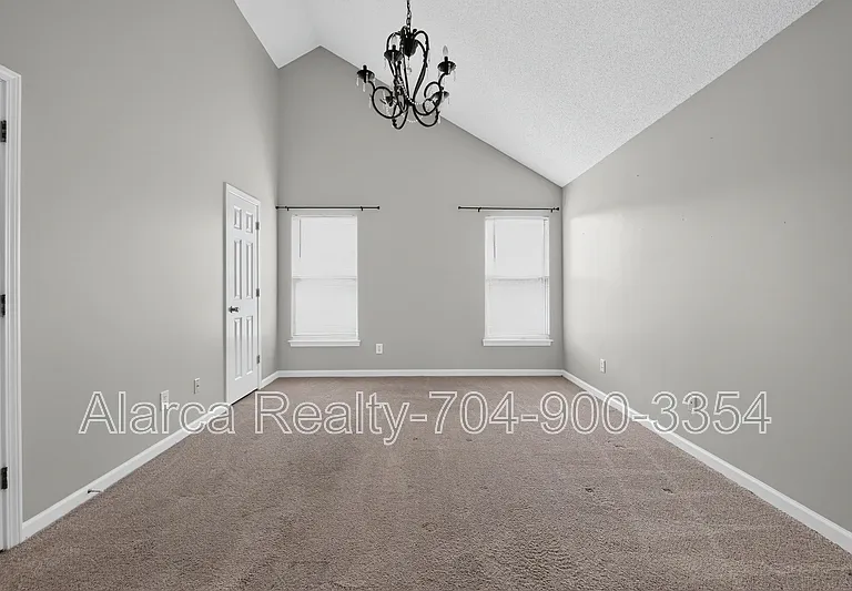 1901 Misty Vale Rd — Photo 19