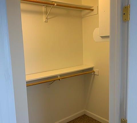 walk in closet