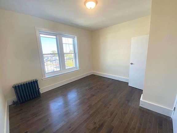 Large bedroom