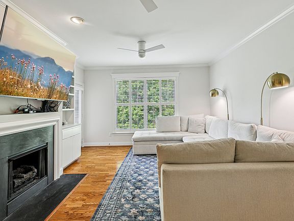 2nd image of 4040 Woodlawn Dr Unit 30