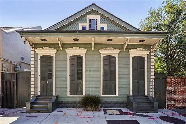 1st image of 718 Ursulines Ave #C