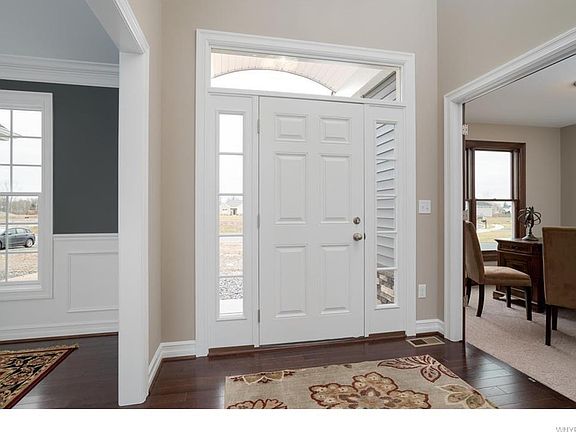 2nd image of 100 Windham Ln
