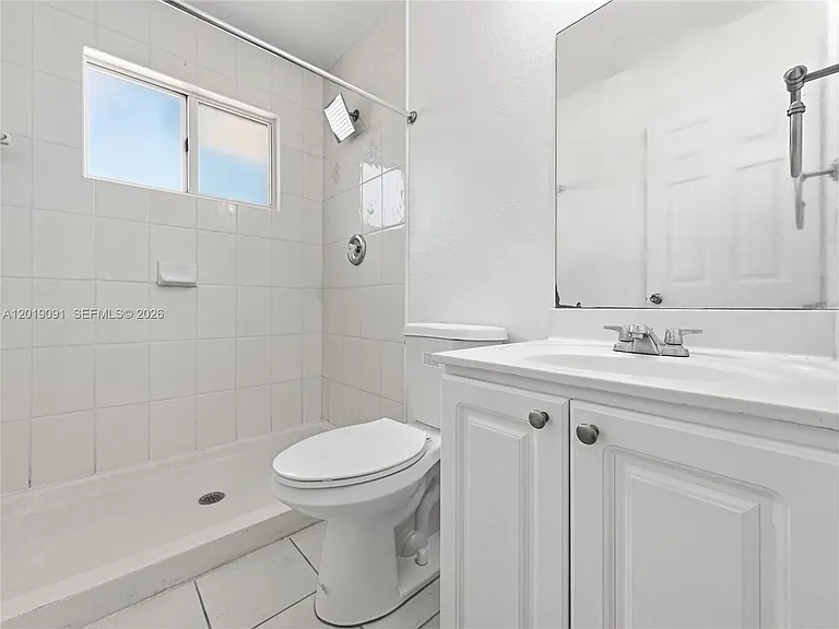 3002 San Remo Cir #0 — Photo 11
