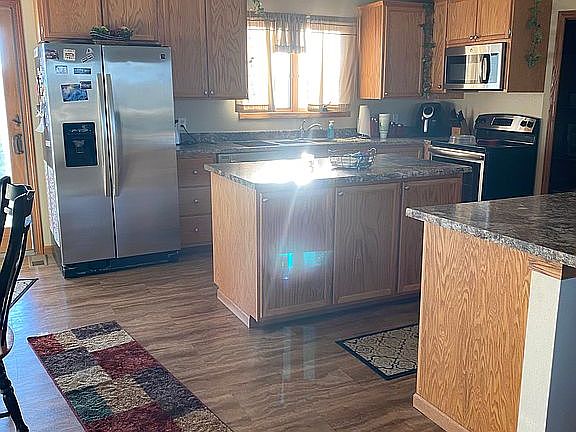 3rd image of 10571 Knottingham Dr