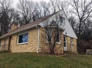 2200 Mayowood Rd SW, Rochester, MN 55902