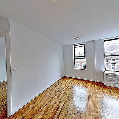 3rd image of 141 W 10th St APT 23A