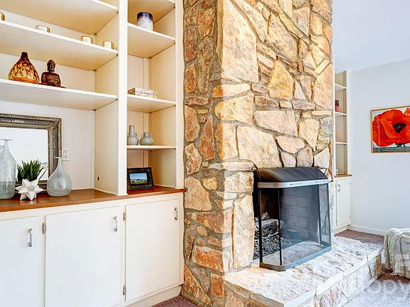 5th image of 8509 Waters Point Ct