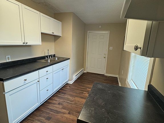3rd image of 1205 Saint Peter St #Sk1205-c