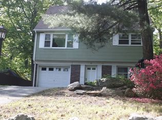 42 Maple Rd, Ringwood, NJ 07456