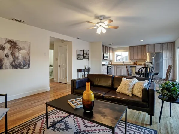 6740 Rinconada Dr, Citrus Heights, CA 95610