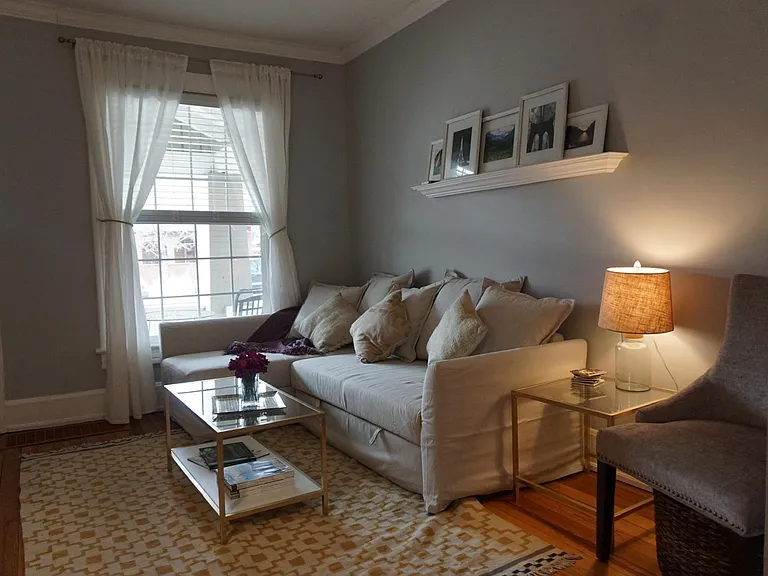 1154 S Clarkson St — Photo 4