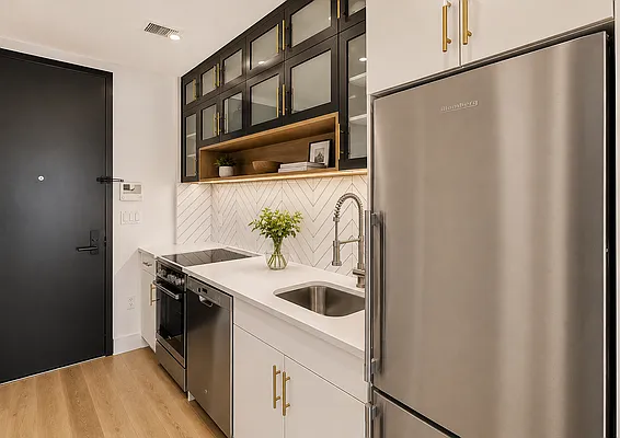 Kitchen, photo 1