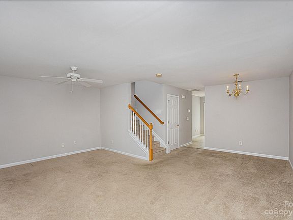 3rd image of 6125 Warrior Ave