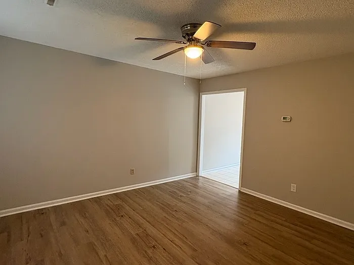 1110 Arbor Dr #6 — Photo 6