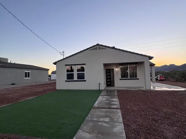 1854 Tijuana Ct, Rio Rico, AZ 85648