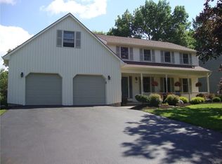 208 Walters Dr, Liverpool, NY 13088
