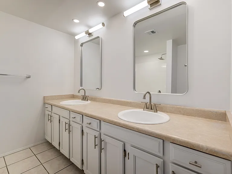 3030 N Hayden Rd #13 — Photo 19