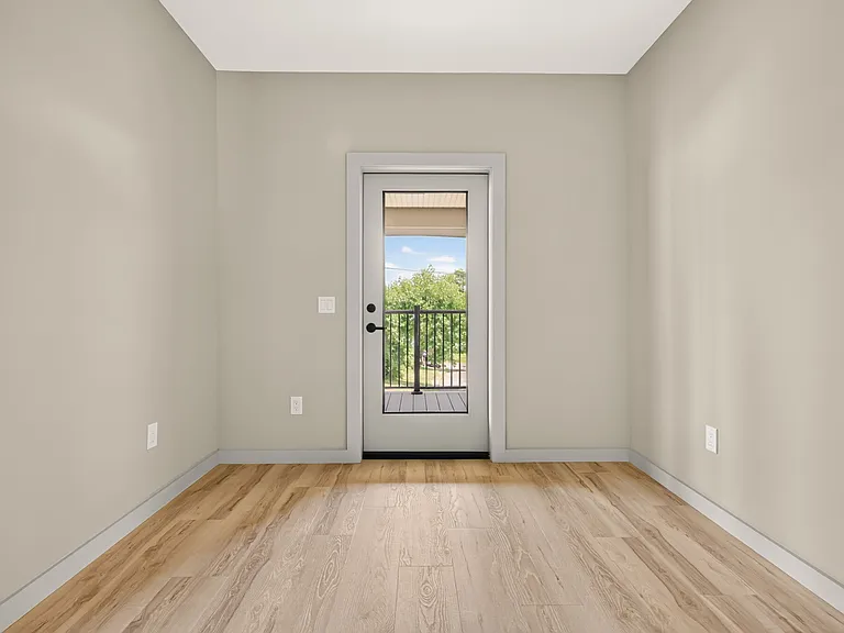 176 Hudson St #2 — Photo 8