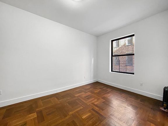 4th image of 69 Pinehurst Ave APT 2B