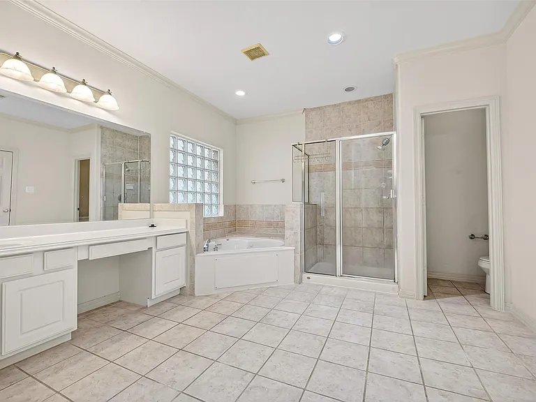 10134 Holly Chase Dr — Photo 28