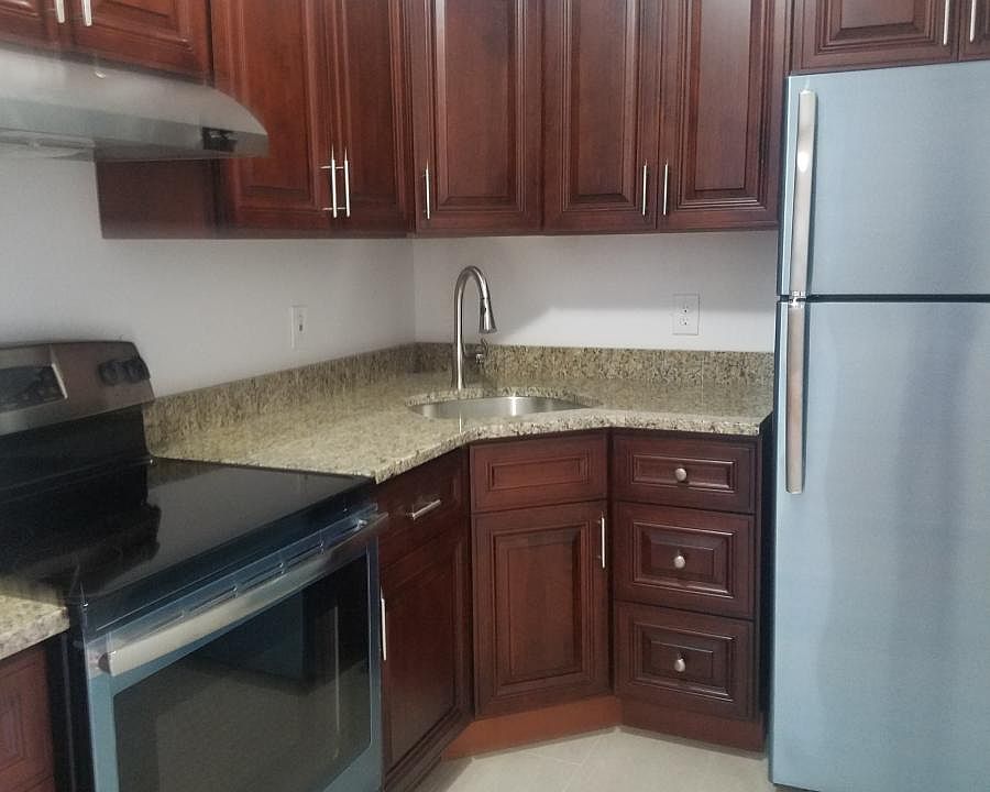 2nd image of 2755 Decatur Ave #4
