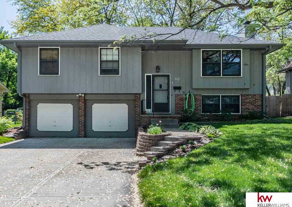 1st image of 712 Leprechaun Ln