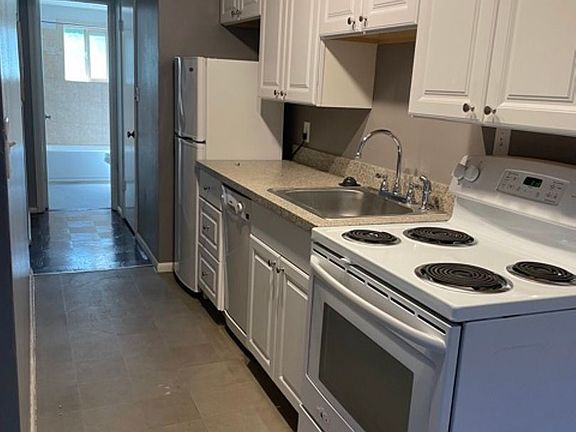 2nd image of 1101 10th Ave E #17312179