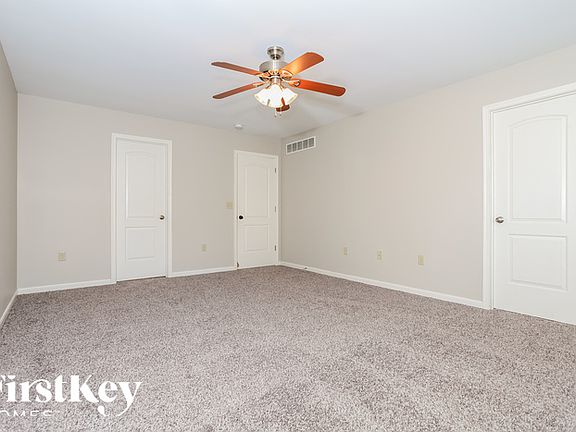 4th image of 2724 Parkerridge Dr