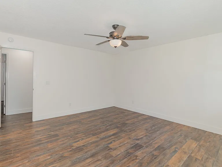 1770 Algonquin Trl — Photo 13