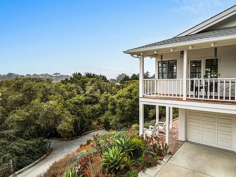 Atherton Dr — Photo 7