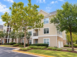 13377 Connor Dr #F1, Centreville, VA 20120