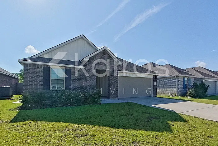 123 Santiago Ct — Photo 2