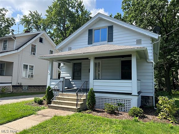 2nd image of 974 Dana St NE